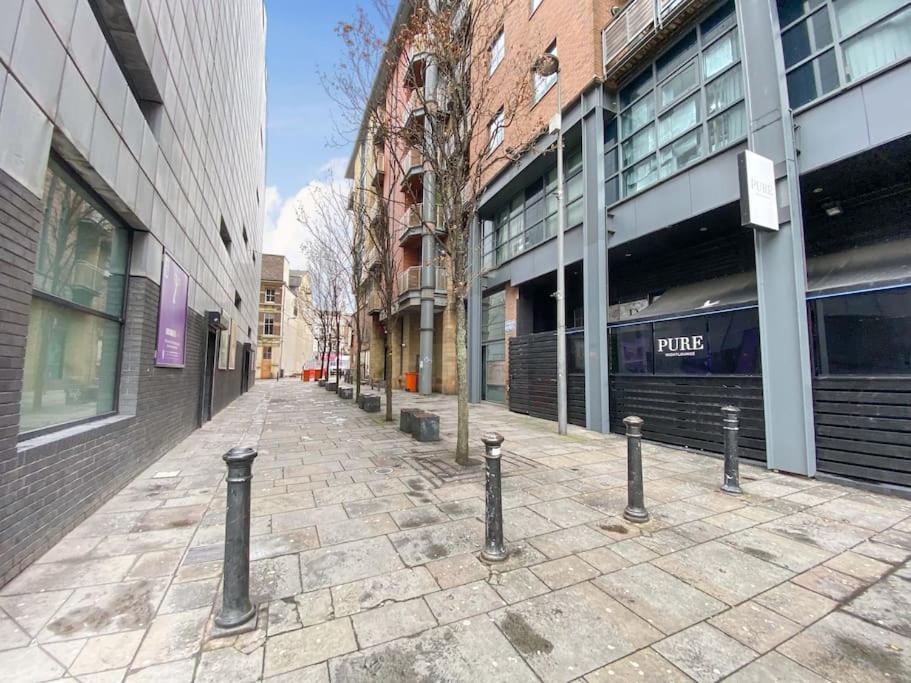 Liverpool One Beautifully Presented 2 Bedroom Apartment Экстерьер фото